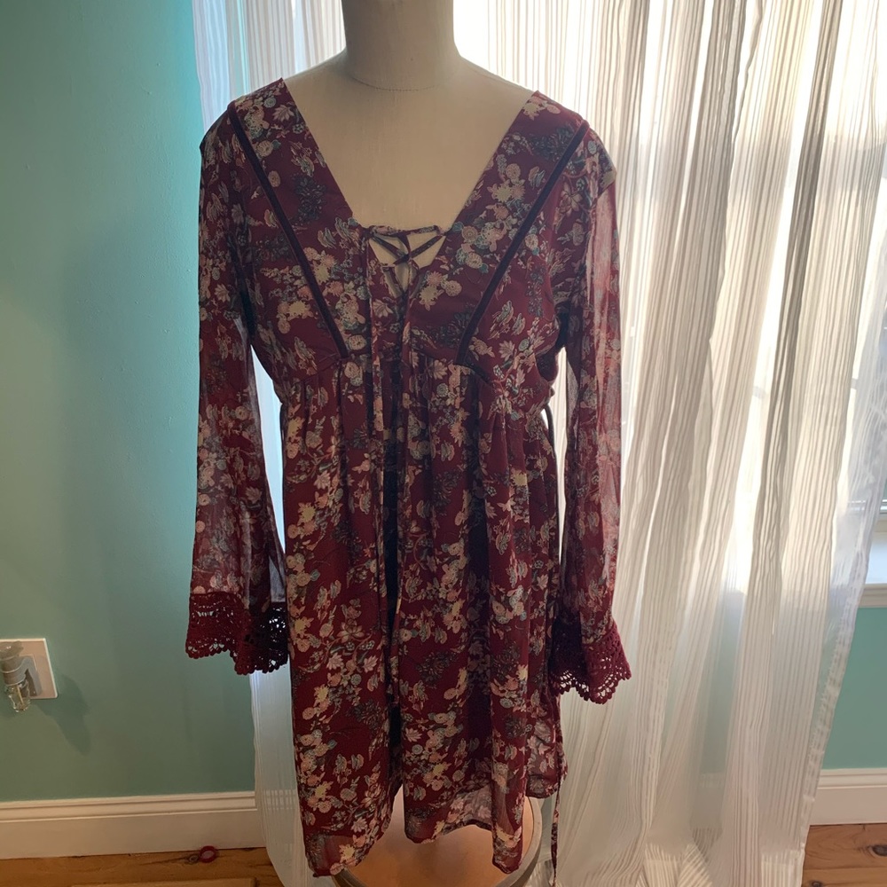 Floral dress with crochet lace detailing